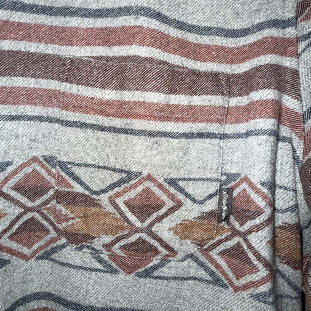 Eddie Bauer Tribal Print Everyday Flex Button Up Flannel Shirt Mens Size L EUC - Picture 3 of 10